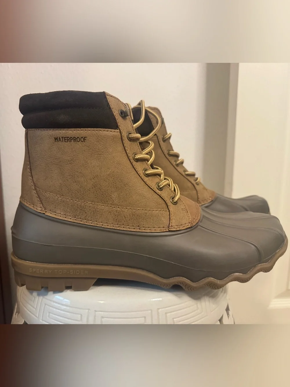 NWOT Sperry Brown and Taupe Waterproof Duck Boots